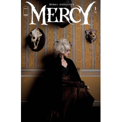 MIRKA ANDOLFO MERCY 1 CVR E BUCCI PHOTO CVR