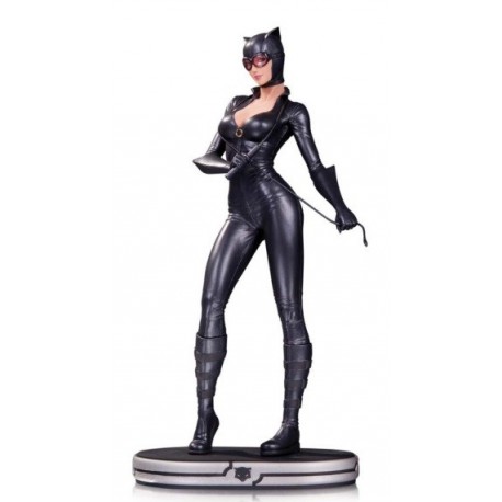 CATWOMAN DC COMICS COVER GIRLS STATUE