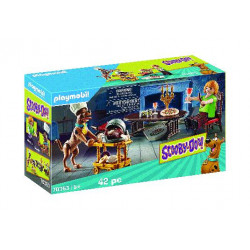 SCOOBY DOO DINNER WITH SCOOBY AND SHAGGY PLAYMOBIL PLAYSET