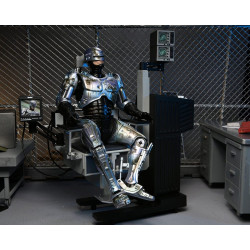 BATTLE DAMAGED ROBOCOP WITH CHAIR ROBOCOP FIGURINE ULTIMATE 18 CM