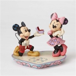 A MAGICAL MOMENT MICKEY AND MINNIE DISNEY TRADITIONS STATUE