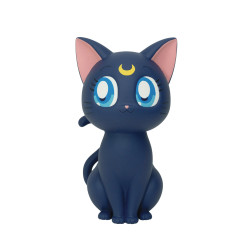 LUNA PRETTY GUARD SAILOR MOON COSMOS MOVIE FIG