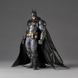 BATMAN ARKHAM KNIGHT REVOLTECH AMAZING YAMAGUCHI ACTION FIGURE 15 CM
