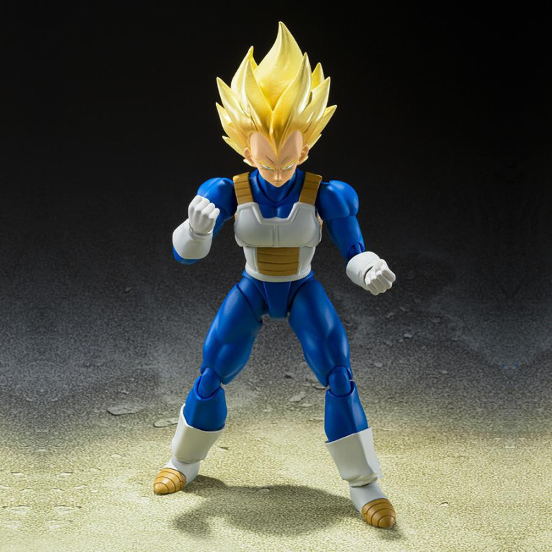 SUPER SAIYAN VEGETA DRAGONBALL Z FIGURINE SH FIGUARTS 15 CM
