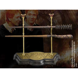 FRED AND GEORGES WEASLEY WAND AND DISPLAY SET