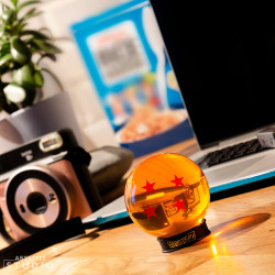 BOULE DE CRISTAL 4 ETOILES 75 MM SOCLE DRAGON BALL