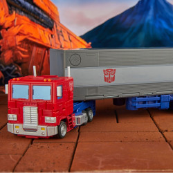 TRANSFORMERS MOVIE GENERATIONS STUDIO SERIES COMMANDER CLASS FIGURINE 