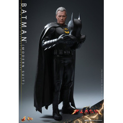 BATMAN MODERN SUIT THE FLASH FIGURINE HOT TOYS 30CM