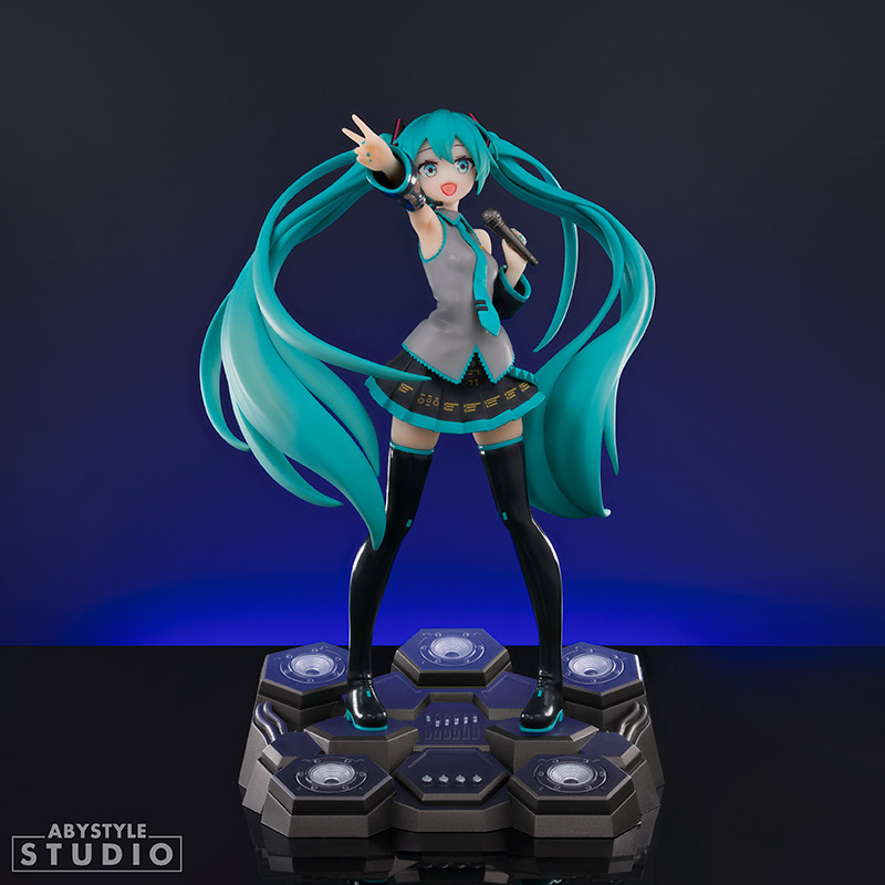 HATSUNE MIKU HATSUNE MIKU FIGURINE SFC 18 CM