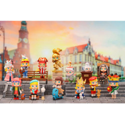 MOLLY IMAGINARY WANDERING POP MART BLIND BOX ENV 8CM