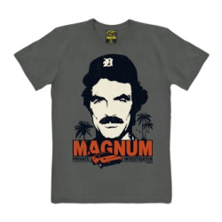 MAGNUM T SHIRT NEW TRAKTOR SMALL SIZE