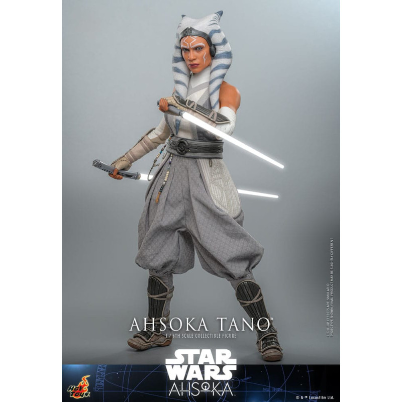STAR WARS AHSOKA FIGURINE AHSOKA TANO 28 CM