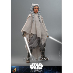 STAR WARS AHSOKA FIGURINE AHSOKA TANO 28 CM