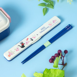 BOITE DE BAGUETTE JIJI GUIRLANDE DE FLEURS KIKI LA PETITE SORCIERE 18 