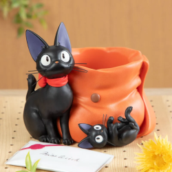 DIORAMA PLANTER JIJI ET SACOCHE KIKI LA PETITE SORCIERE
