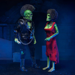 TRASH AND SUICIDE 2 PACK THE RRTURN OF THE LIVING DEAD 8IN CLOTHED FIG