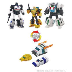 TRANSFORMERS TAKARA CYBERTRON CHASE ACTION FIGURE