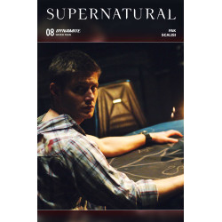 SUPERNATURAL 8 CVR D PHOTO DEAN WINCHESTER VAR