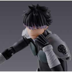 GEN NARUMI KAIJU NO 8 FIGURINE S H FIGUARTS 15 CM