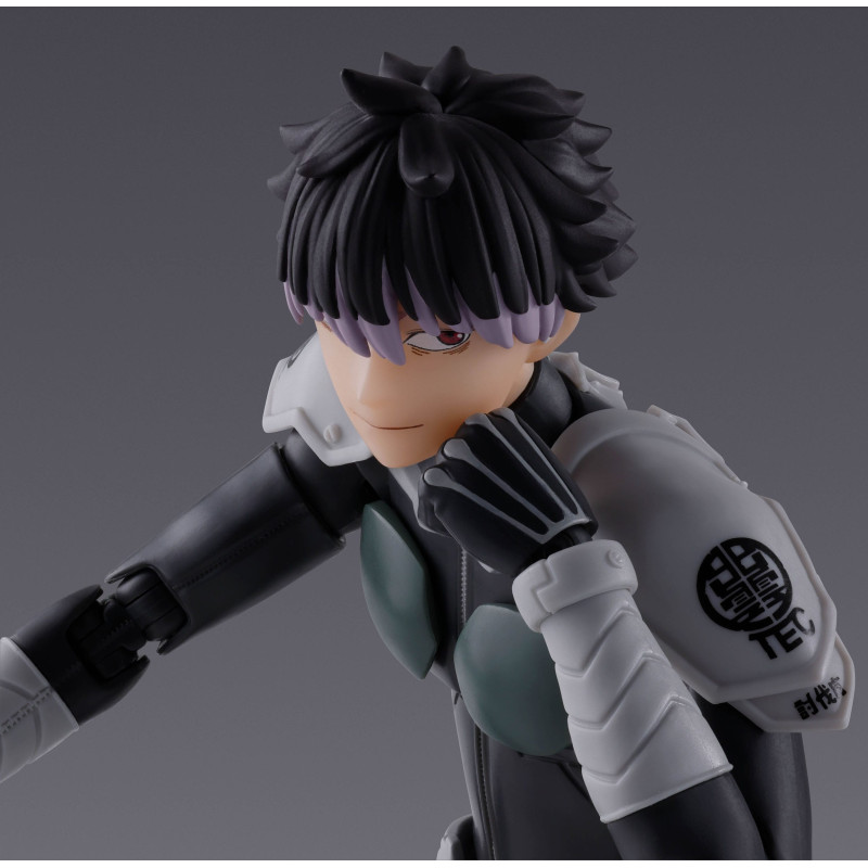 GEN NARUMI KAIJU NO 8 FIGURINE S H FIGUARTS 15 CM