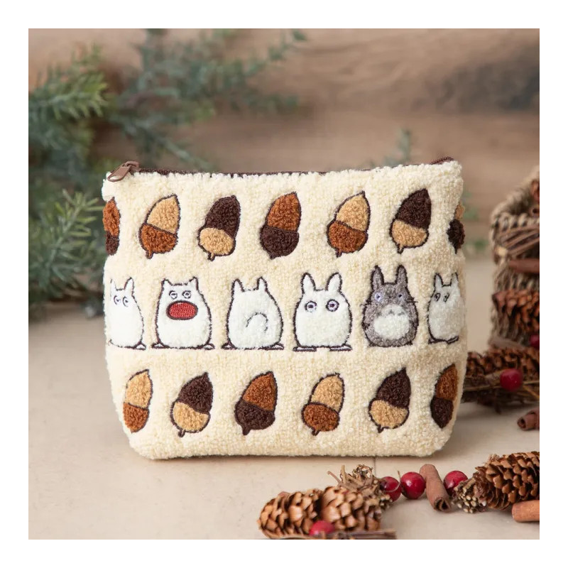 POCHETTE BRODEE TOTORO NOISETTES MON VOISIN TOTORO