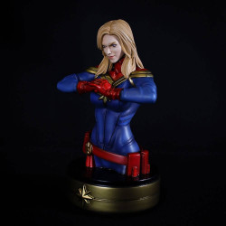 CAPTAIN MARVEL BUST MARVEL COMICS STATUE