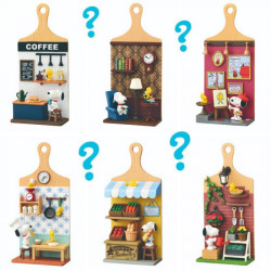 FIGURINE SURPRISE PEANUTS SNOOPY MINIATURE BOARD COLLECTION