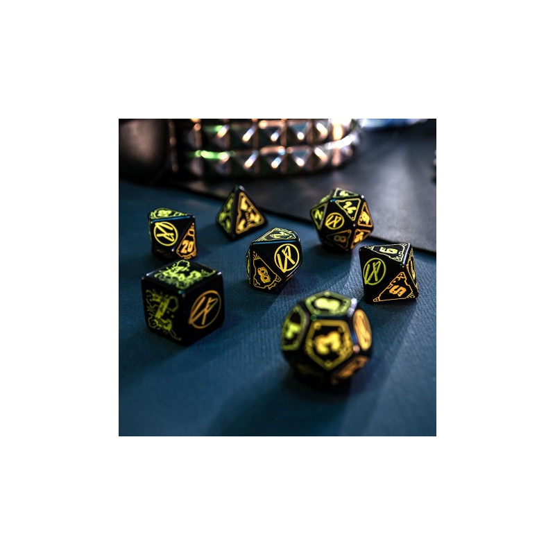 CYBERPUNK RED WET WORK 7 PC RPG DICE SET