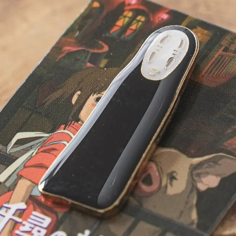 LE VOYAGE DE CHIHIRO - PINS NO FACE
