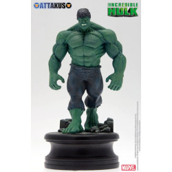 L INCROYABLE HULK STATUETTE 26 CM