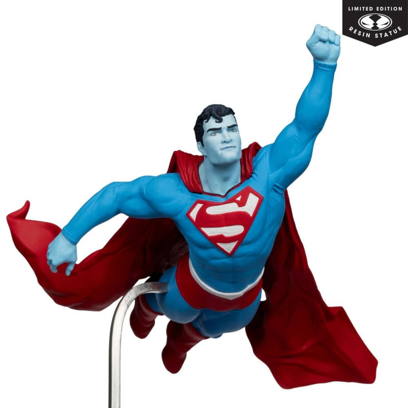 SUPERMAN BY LEE BERMEJO DC RED & BLUE STATUETTE EDITION LIMITEE 26 CM