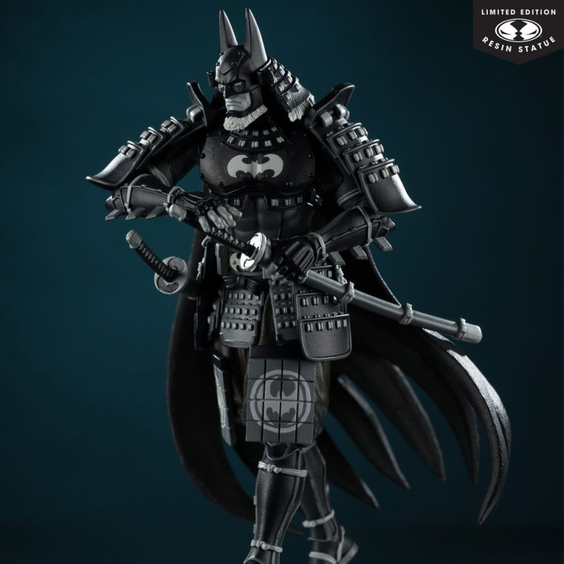 BATMAN NINJA BLACK AND WHITE DC DIRECT STATUETTE 20 CM