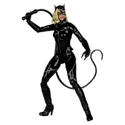 CATWOMAN BATTLE DAMAGE BATMAN RETURNS DC MULTIVERSE DELUXE THEATRICAL EDITION FIGURINE 18 CM
