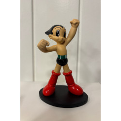 ASTRO BOY BRAS LEVE 10 CM
