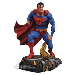SUPERMAN DC GALLERY PVC STATUE